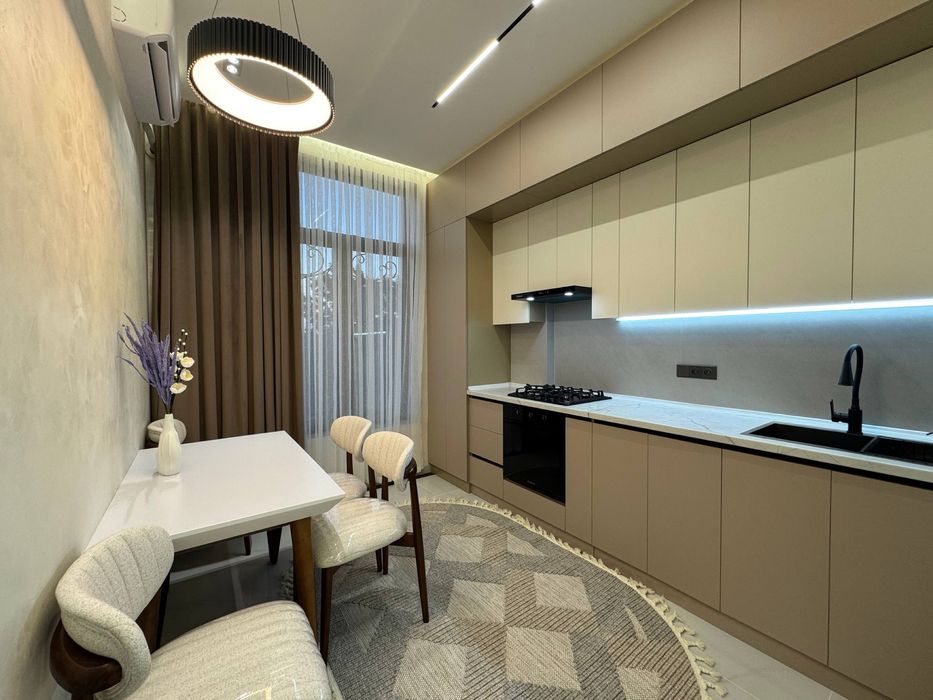 2-комнатная квартира ЖК Royal House Новостройка Яккасарай новый ремонт