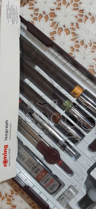 Комплект рапитографи Rotring с много подаръци