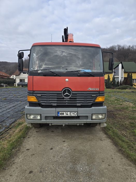 Vând camion Mercedes Atego de 18t cu macara
