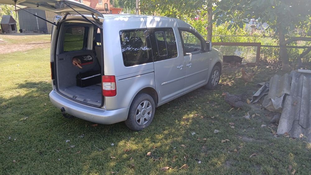 Vând vw Caddy 2006