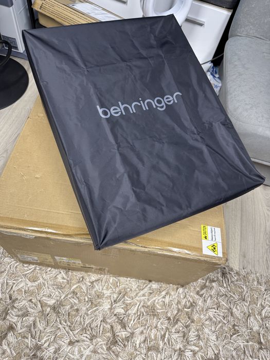 Behringer wing compact -2 ani garantie