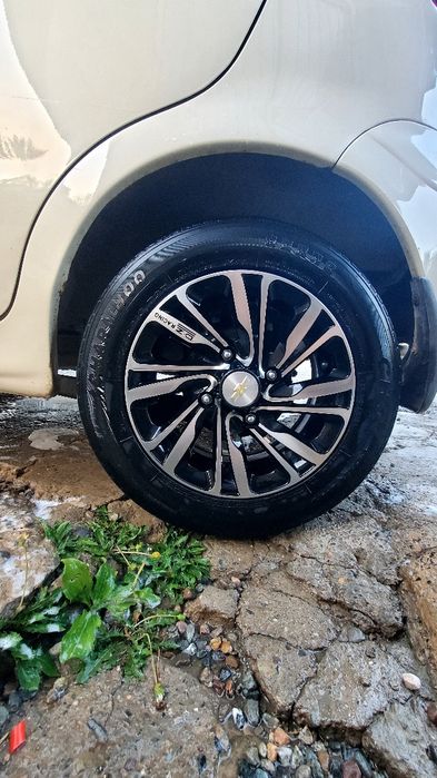 Сака Диска Балони Билан