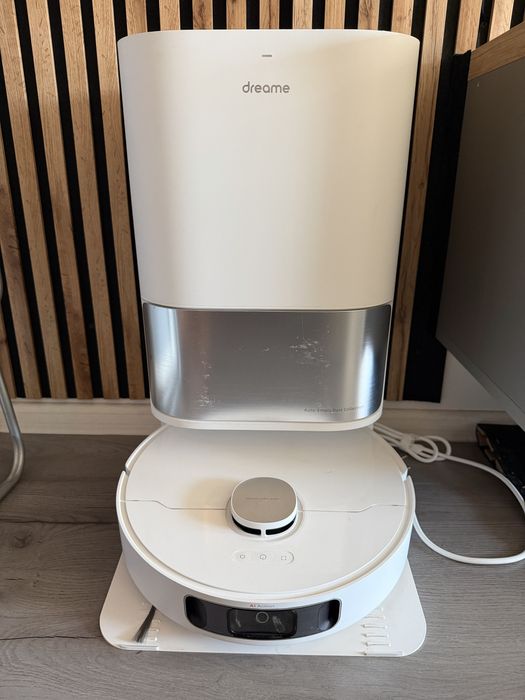 Dreame Bot L10S Ultra Robot Vacuum Mop