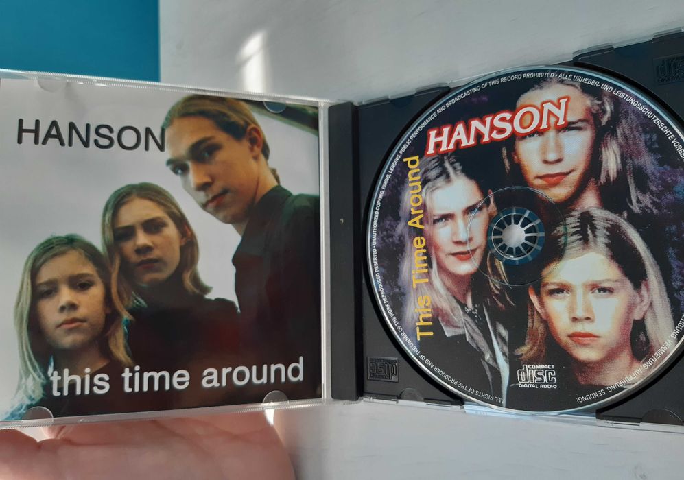 Hanson - CD студиен албум