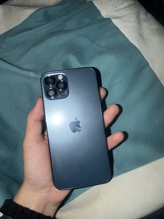 Iphone 12 pro.