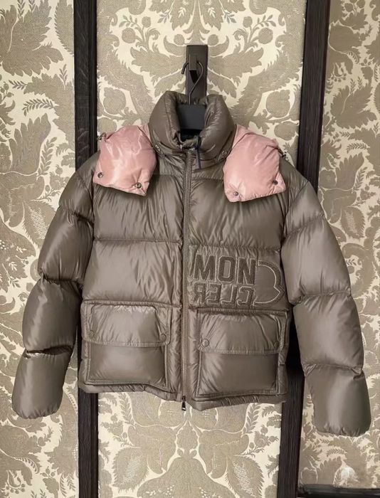 Geacă puffer Moncler originală – stare foarte bună