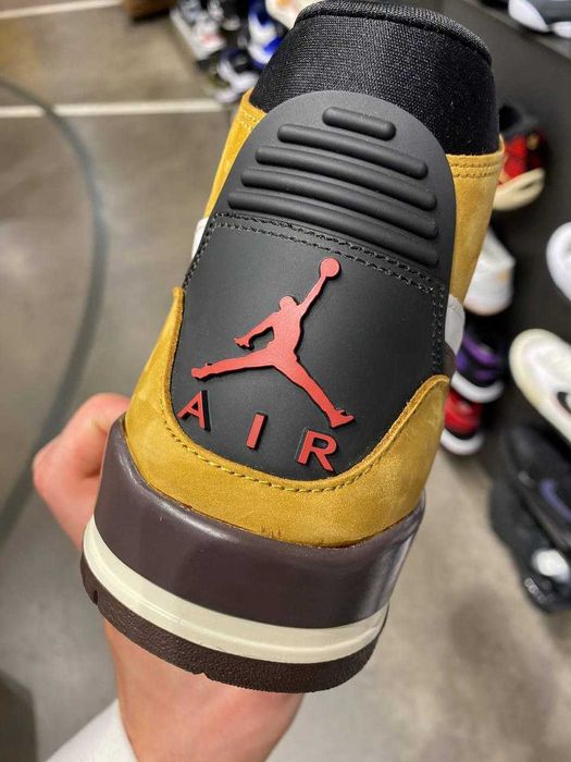 Nike AIR Jordan Legacy 312