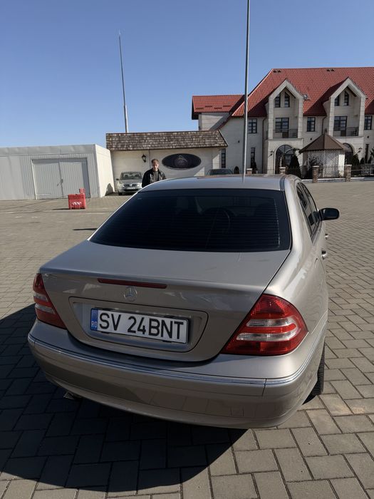 Vând/Schimb Mercede-Benz C-Class w203