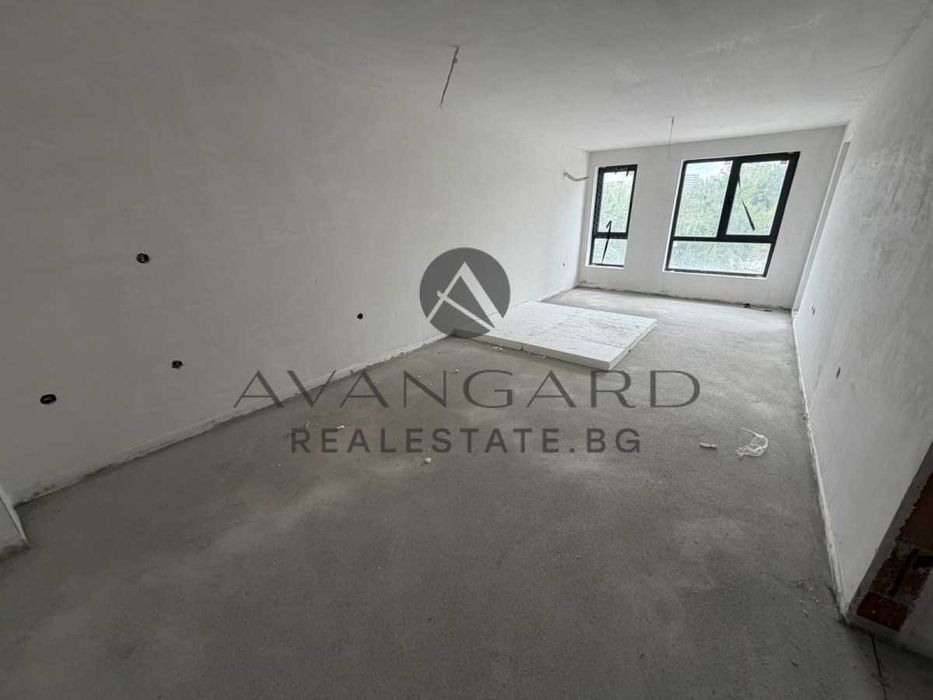 Продава се Тристаен апартамент в Пловдив, Тракия - 104 кв.м за 1279 €/кв.м - Снимка #1
