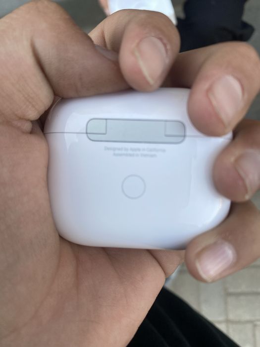 Airpods 3 новые вобше не использывал