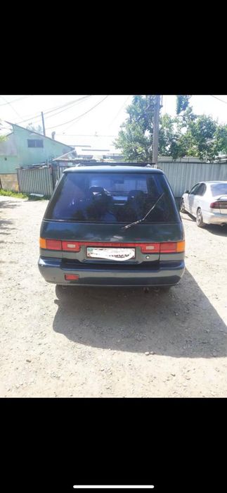 Продам Nissan prairie