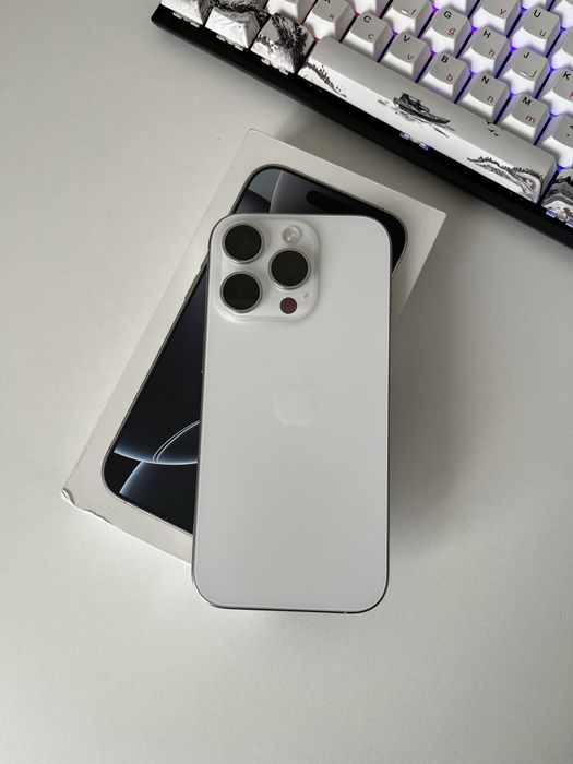 Iphone 16 pro с гарантией