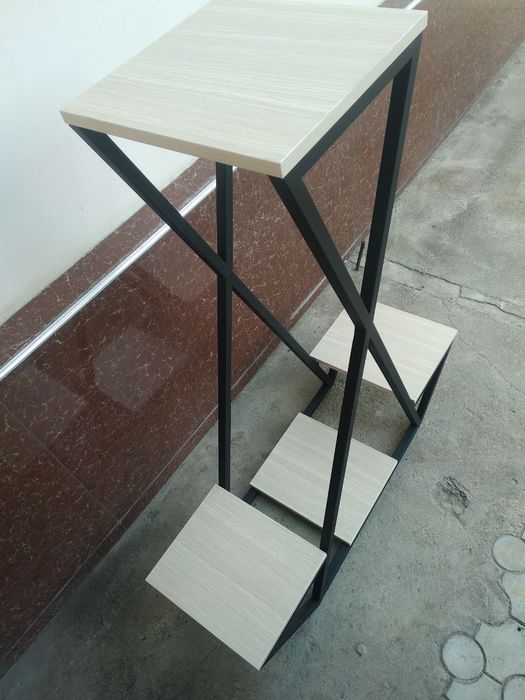 Подставка для цветов