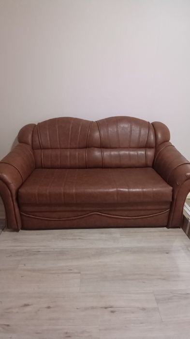 Продам диван в хорошем состоянии