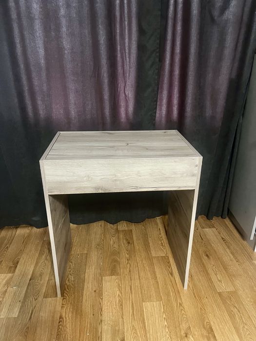 Детский стол парта с лего пластиной