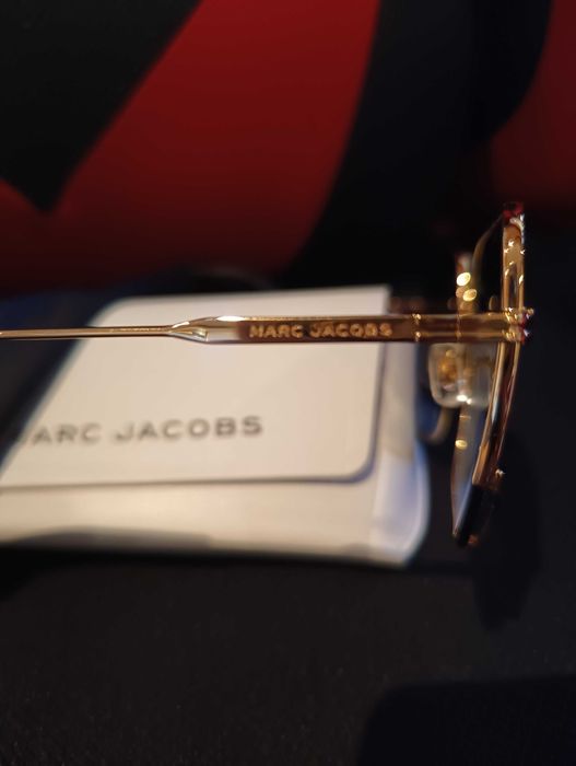 Дамски слънчеви очила Marc Jacobs, Дамски слънчеви очила True Religion