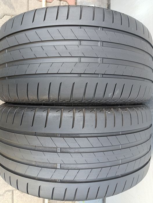 Două anvelope de vara 255 35 19 Bridgestone dot 2023 Runflat