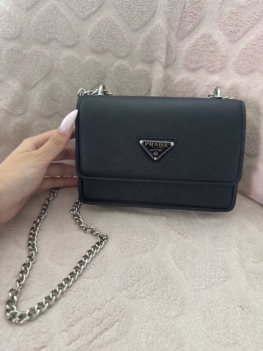 Дамска чанта в стил Prada