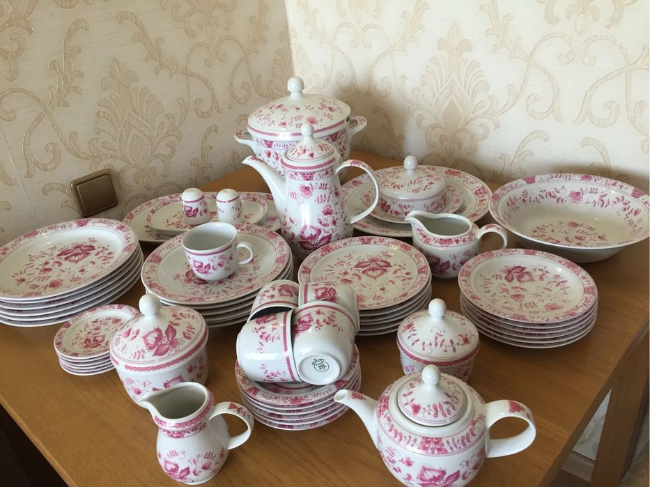 Продам сервиз чайно- столовый Германия