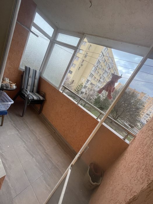 Продава се Тристаен апартамент в Нова Загора - 80 кв.м за 1275 €/кв.м - Снимка #2