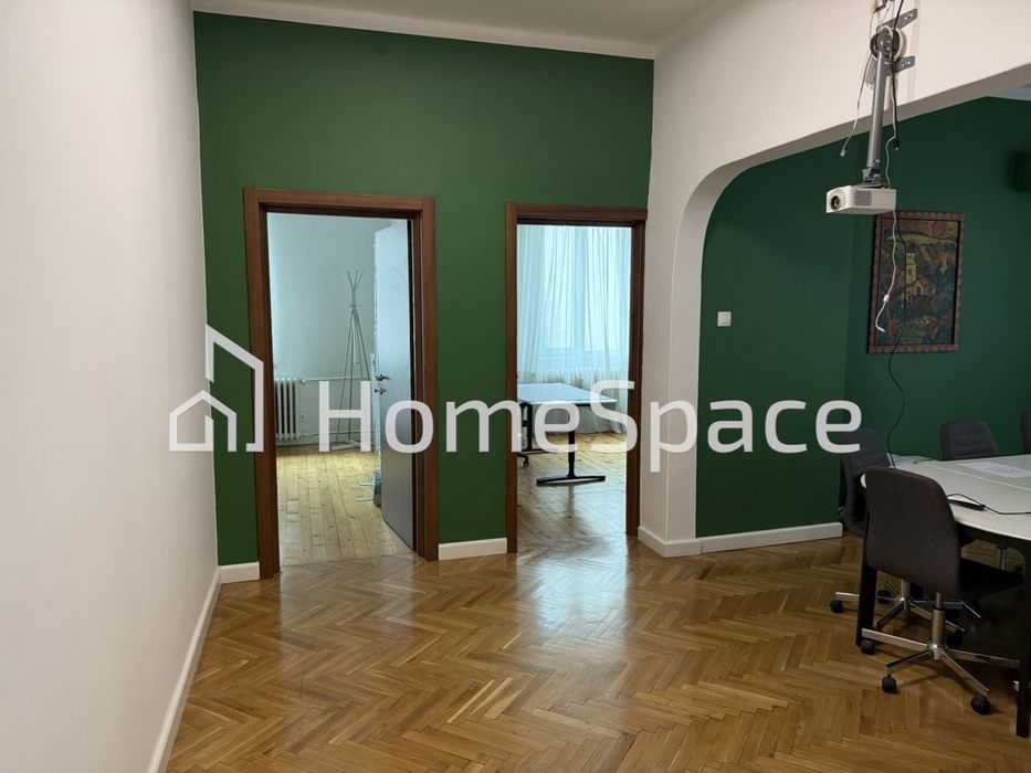 Дава се под наем Офис в София, Център - 100 кв.м за 1495.83 € - Снимка #3