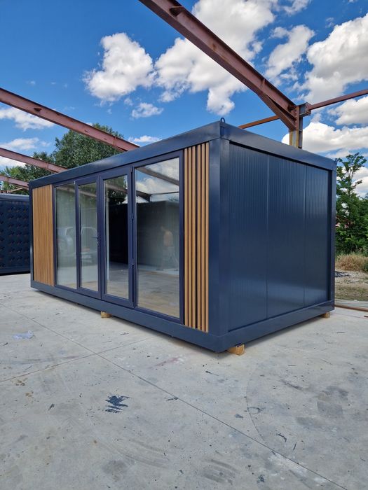 Container Vitrină 6x2,4m Preț 3700€