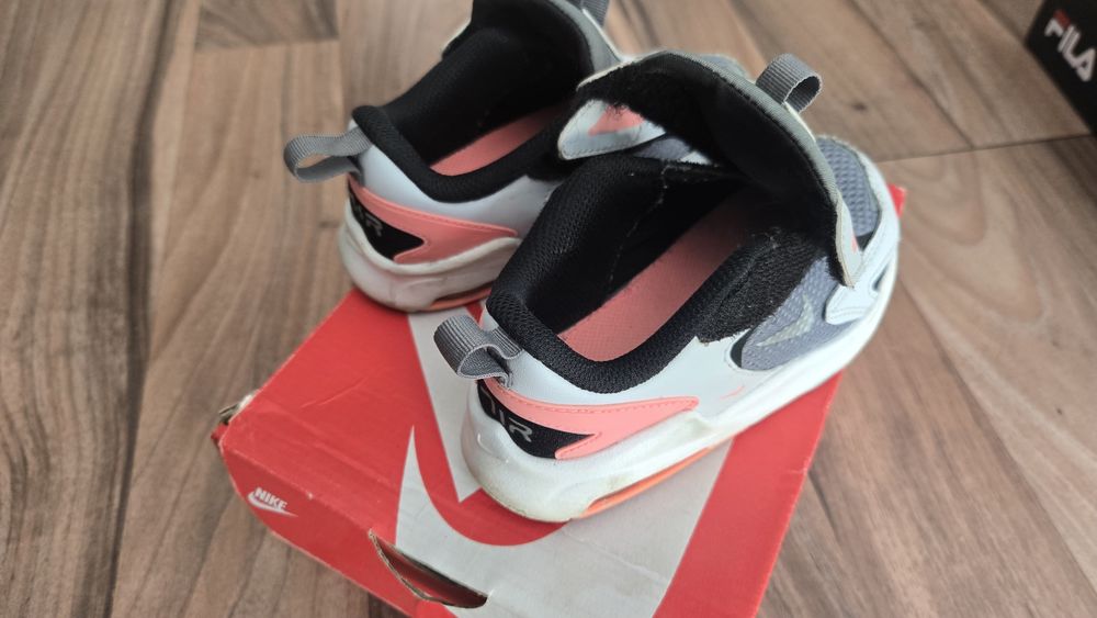 Детски обувки Nike Air Max Bolt