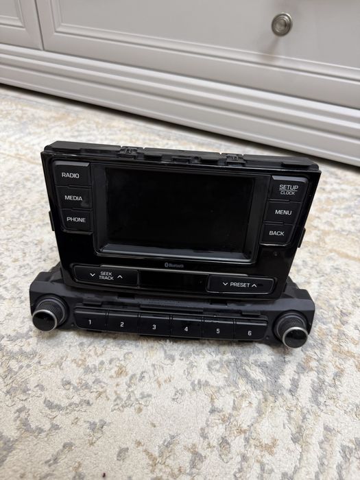 Продам штатные магнитофон Hyundai accent  2019 г.