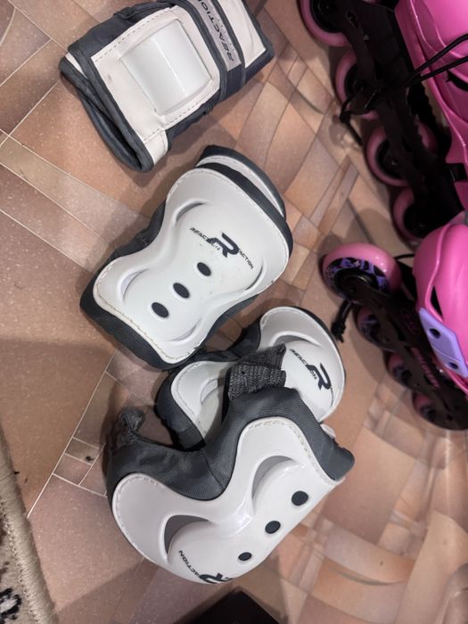 Продам роликовые коньки для девочки