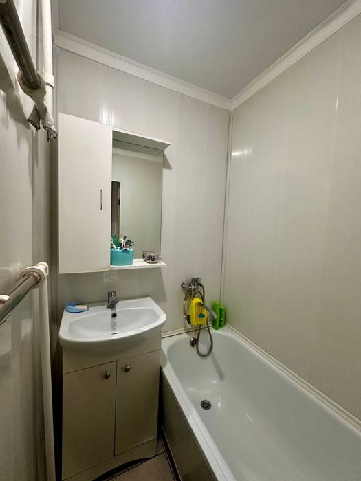 продам 2х комн кв Кеншелер 19