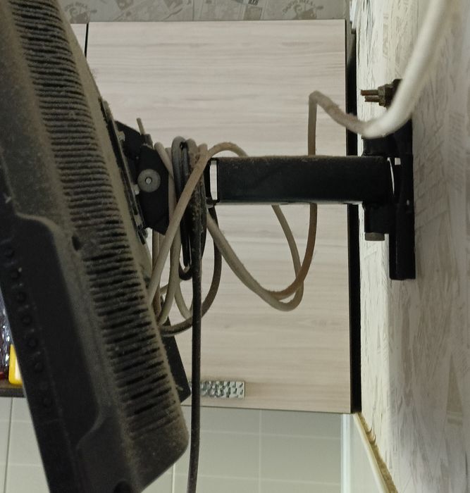 Продам телевизор !!!