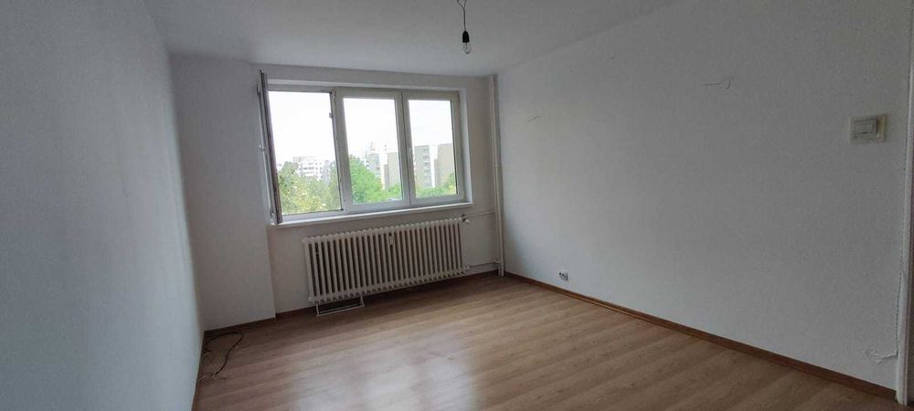Vanzare apartament 2 camere Bdup Alexandru Obregia-Covasna
