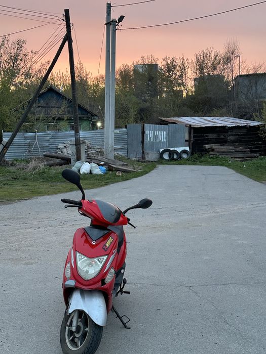 Продам скутер 50куб