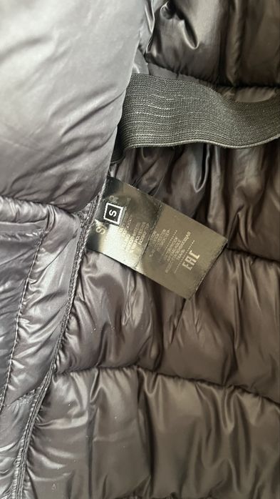 Продам куртку на девочку
