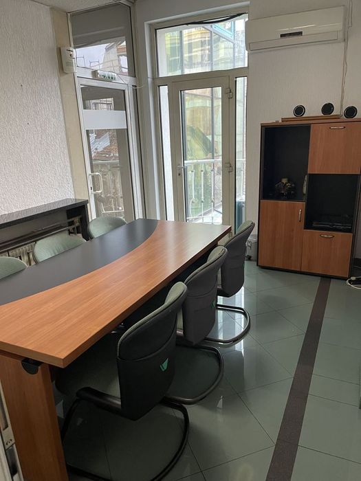 Дава се под наем Офис в София, Център - 30 кв.м за 348.84 € - Снимка #4