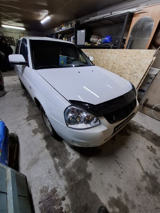 Продам приору хэчбек