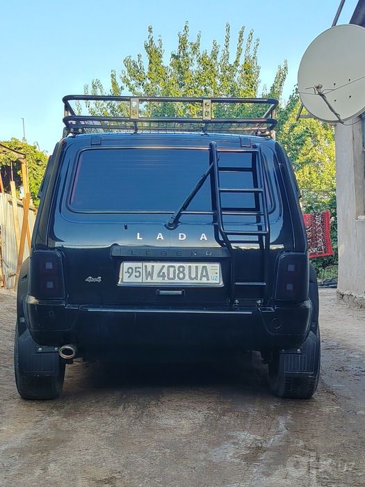 Лада Нива 2131 внедорожник