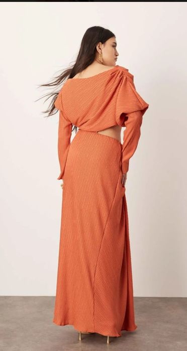 Rochie Asos nouă model deosebit lunga