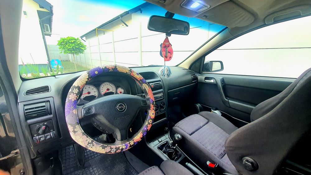 OPEL ASTRA G CC 125CP (coupe) cu Personalitate