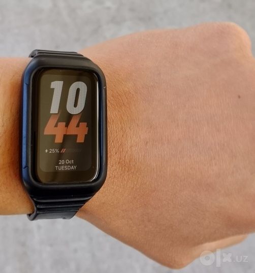 Продается хиаоми 8 smart watch