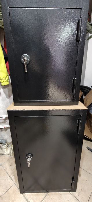 Продам новый металлический сейф!