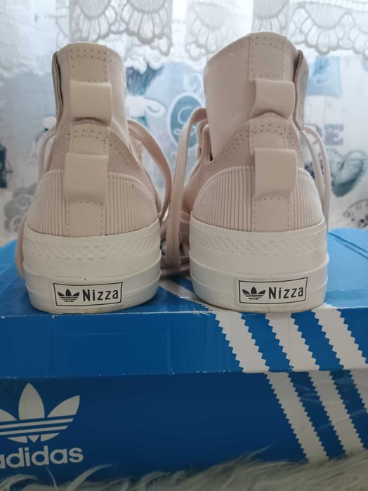 Дамски кецове Adidas Nizza