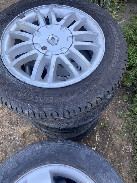 8 jante aliaj ranault clio R14+ anvelope 175/65 R14