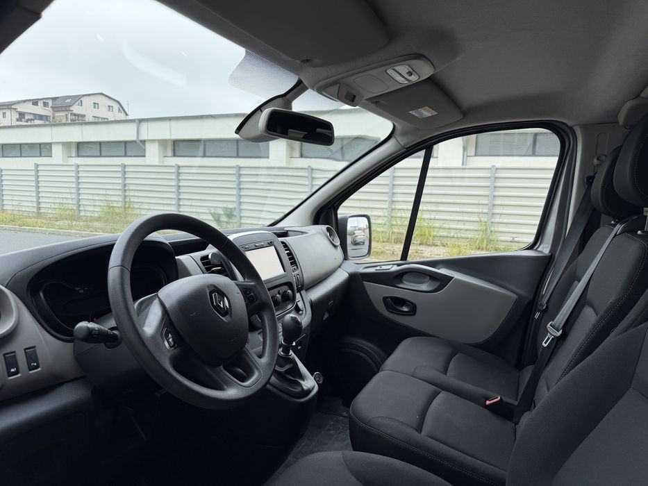 RENAULT Trafic 2016 — imagine 5