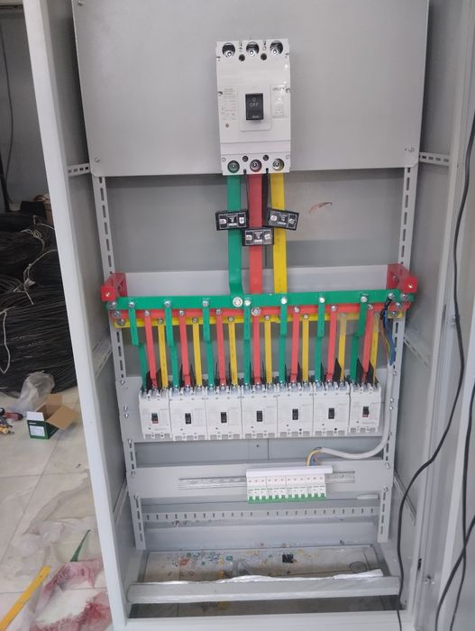 Электрик монтажник