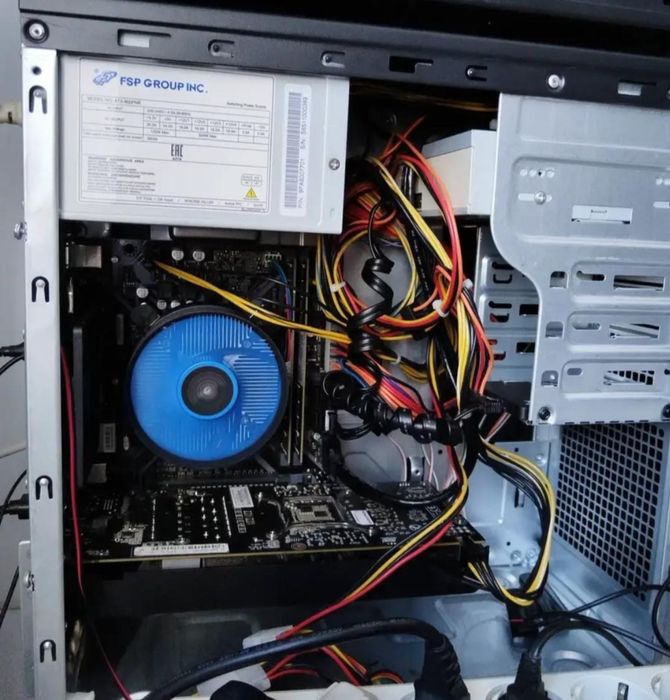 Продам системный блок на i5-9600kf