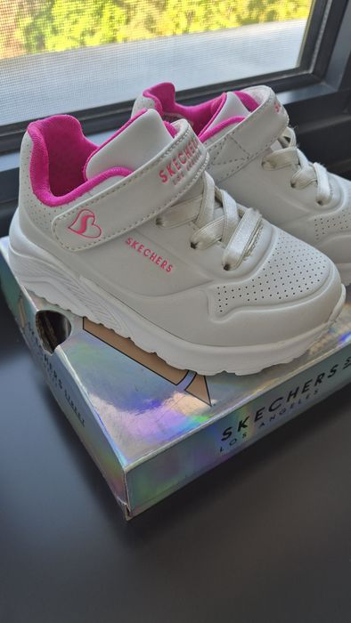 Skechers fete marimea 23