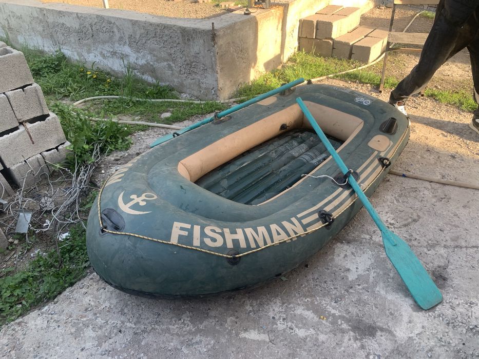 продам лодку одноместную