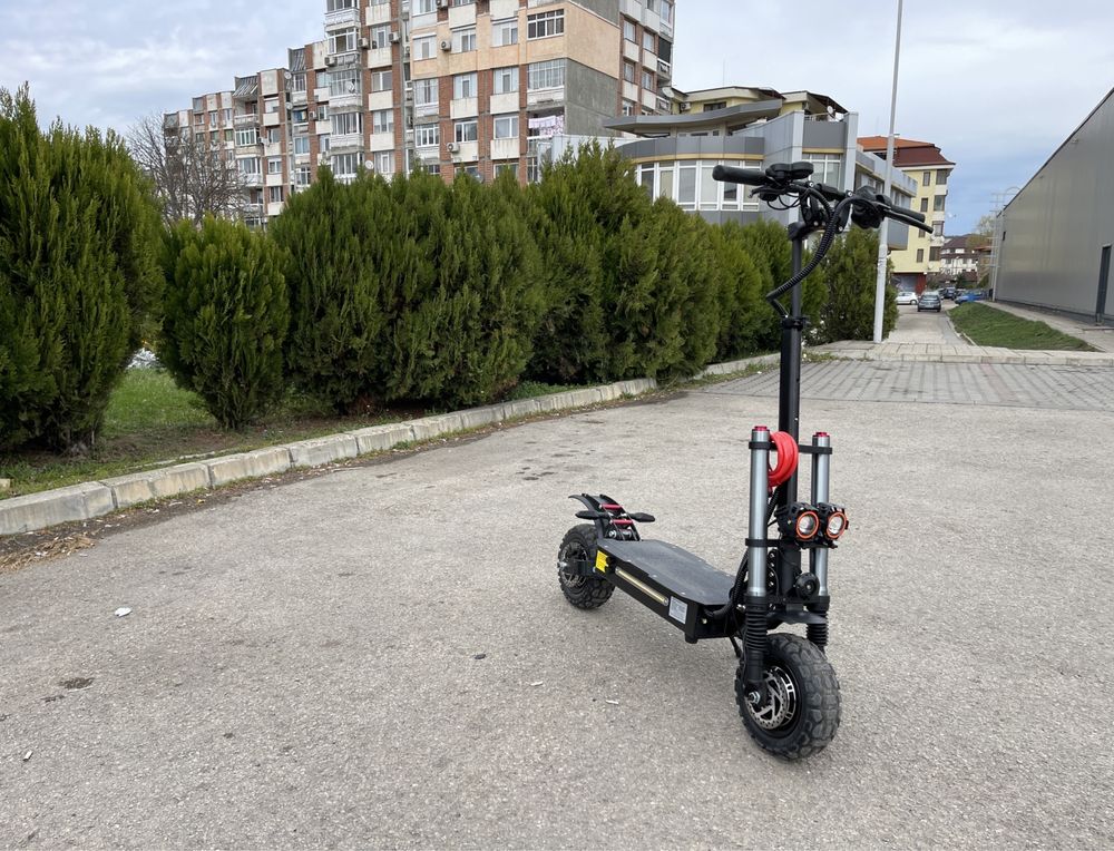 Чисто нова електрическа тротинетка 5600W 60V 38.8Ah гр. Разград Бели ...