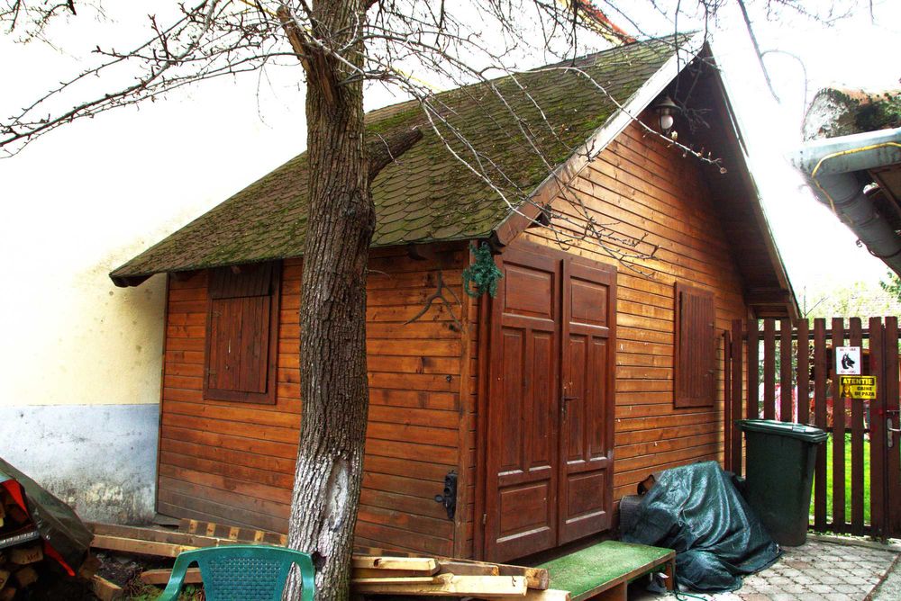 Cabana lemn 3.2x4.9m, demontabila, izolata, cu pod si termopan – Brasov